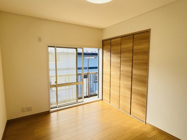 ～収納力の高いクローゼット完備～