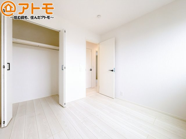 お子様のお友達が遊びに来た時も、子供部屋があると楽しく過ごせますね♪