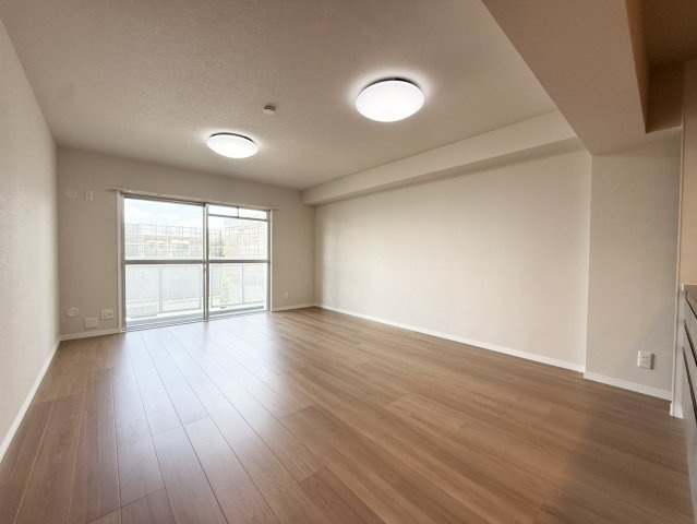 家具のレイアウトを楽しめるお部屋です。
