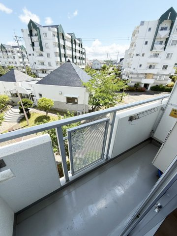 北東側バルコニーです。