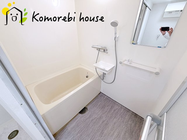 コンパクトで使いやすいお風呂です