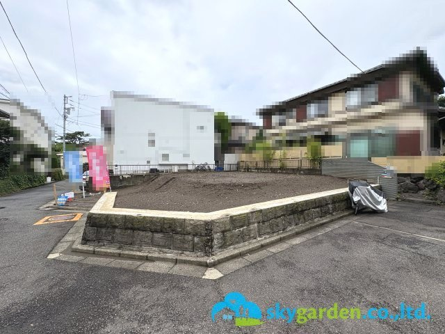 明るく開放感ある角地　令和8年7月3日撮影