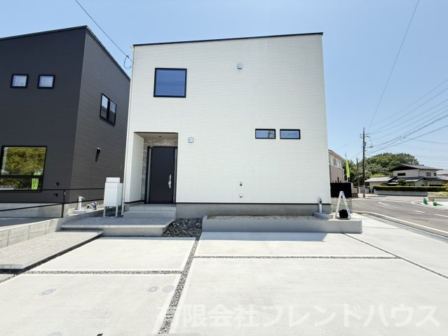 外観：334000219636