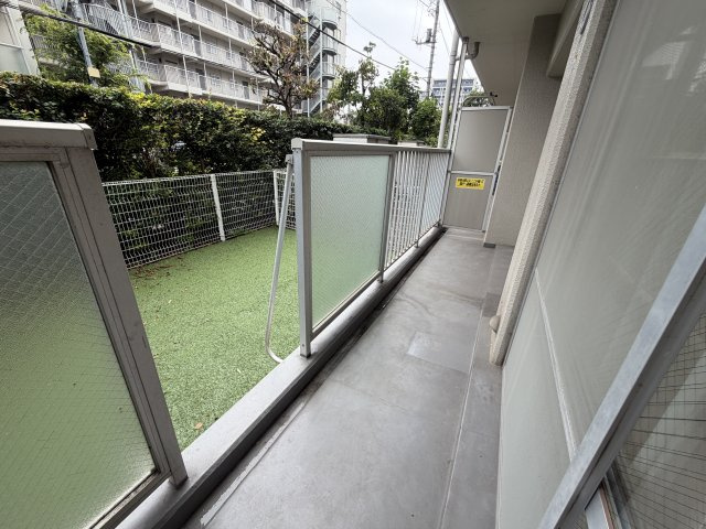 専用庭付きのお部屋で、ガーデニングも楽しめます。　