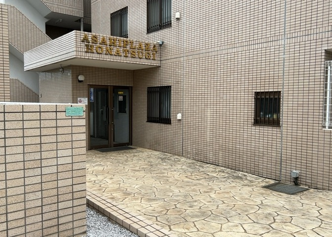 ＳＲＣ造は強度や耐震性の面でもRC造と比べて優れています。そのため、10階建以上の高層または超高層マンションなどの建築にも多く採用されています。柱や梁などのサイズが小さくても高い耐震性を確保できます。