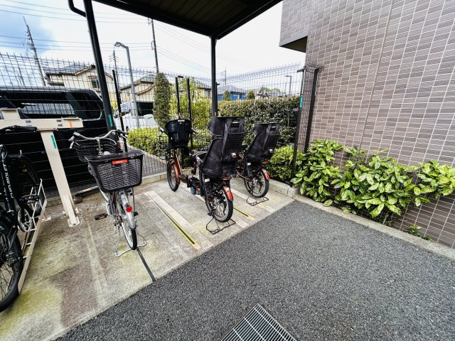レンタサイクル使用可能！電動です♪