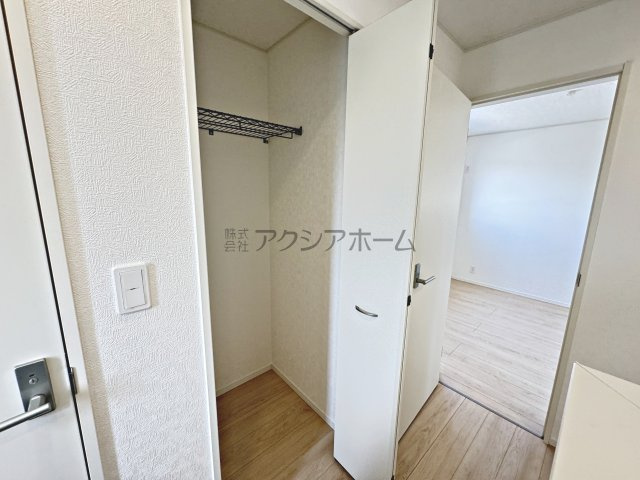2Fホール収納