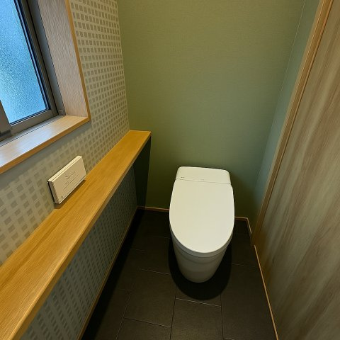 【東区長者町 中古戸建のトイレ】
