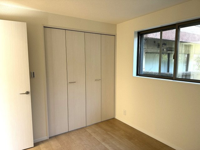 ～収納力の高いクローゼット完備～