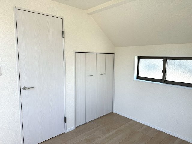 ～収納力の高いクローゼット完備～