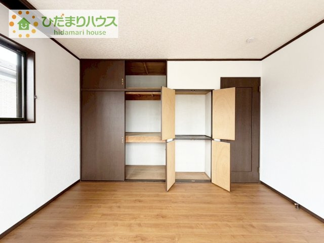 全室にクローゼットが付いていて、お部屋の住空間もスッキリ広々使えそうです(^^)