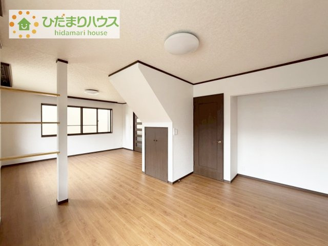 大型テレビに大型ソファー(^^)どんなインテリアにしますか？