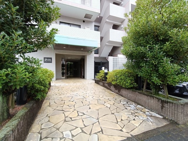 【エントランス】