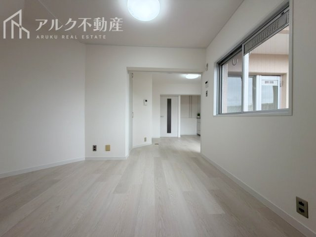リビングダイニング