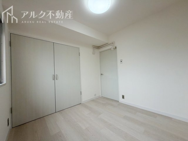 洋室内装