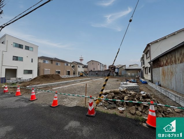 周辺は落ち着いた街並みの住宅地！子育てがしやすい住環境です！現地でしかわからない事もございます。是非一度ご覧ください。