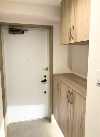 ※AI加工で家具等を消しております。