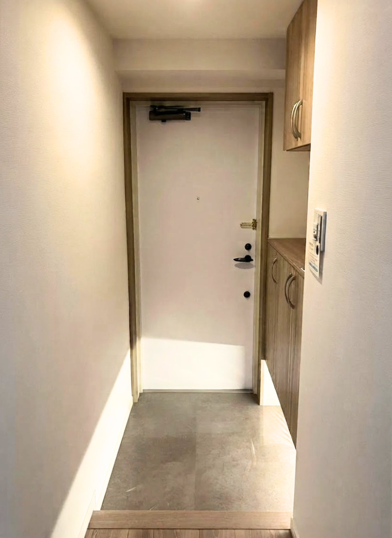 ※AI加工で家具等を消しております。