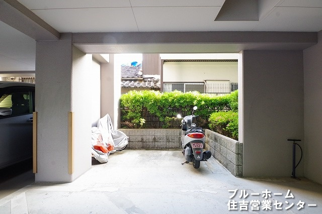 バイク置き場です！