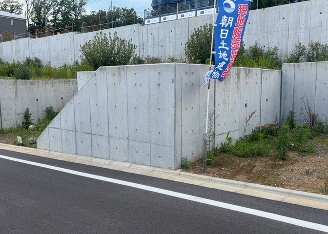 最寄り駅が近いなどの交通アクセスが良い土地だと暮らしやすいですよね。通勤・通学の観点から土地を選ぶことも大切です！自身や家族のライフワークからあったの物件を探しましょう！当社営業がお力になります！