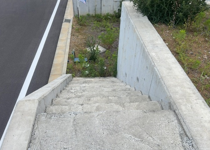 土地探しをしていると都市計画区域という言葉を目にすると思います。法律によって、都道府県知事や国土交通大臣が指定するエリアのことを指しており、都市計画区域は市街化区域と市街化調整区域に分けられています。