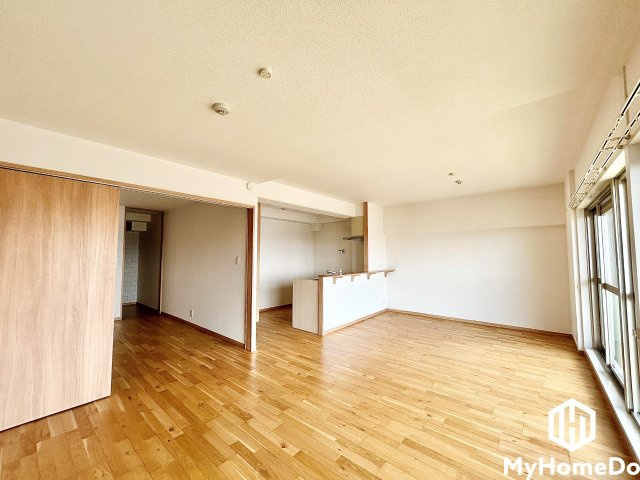 LDKは広々約19帖で居住空間にゆとりが生まれます