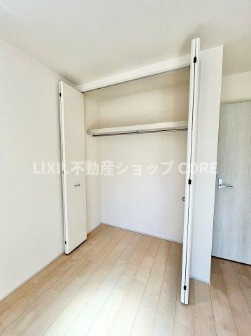 全居室に収納を完備しておりますので、居室の全空間を有効活用出来ます。　