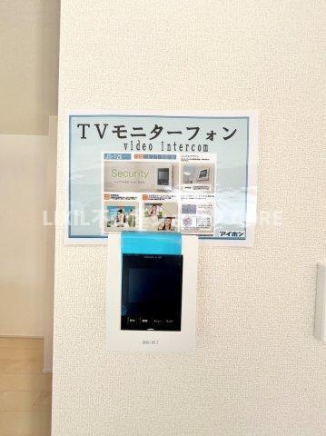 開放感いっぱいの眺望と共に光と風を享受するバルコニー。景観を眺めることができます。　