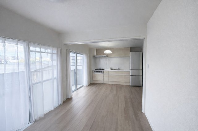 角部屋のため日当たりがよく、開放感があります