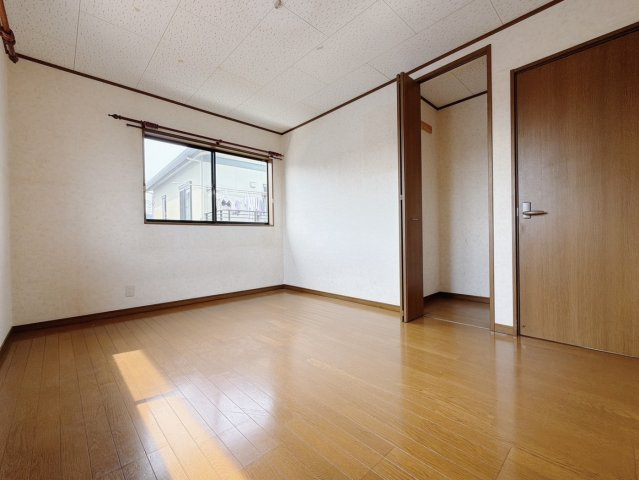■洋室｜子供部屋のメリットは「自立心を養うことができる」「自分で整理整頓できるようになる」そして、お子様が成長した際には「プライバシーを確保できる」といい事だらけ♪