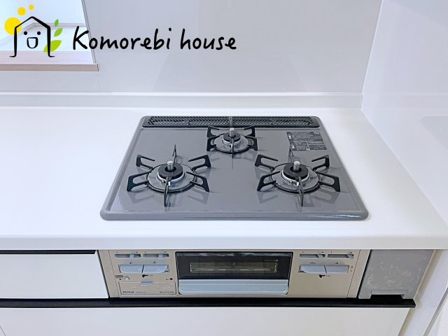 コンパクトなキッチンで掃除もラクラク