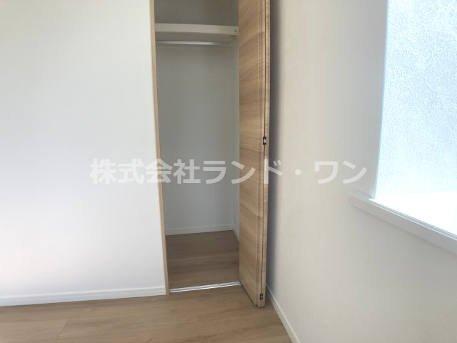 約6.5帖の洋室にある収納