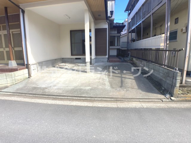 カースペース2台可(車種による)