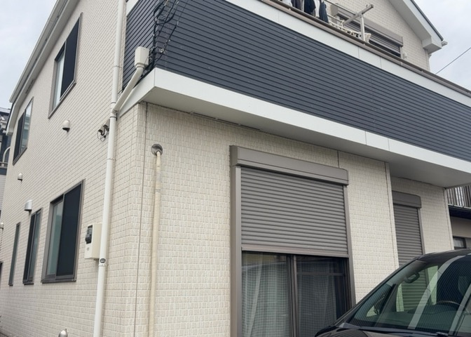 省エネ給湯器とは従来型の給湯器より熱効率が高く、少ない燃料でたくさんのお湯を沸かすことが出来る高効率な給湯器のことを指します。また、省エネ給湯器には種類があり、利便性や効果なども様々です。