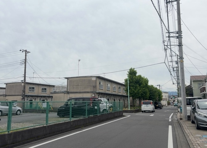 土地の地勢が高台の場合、景色を綺麗にみることができ、景色にこだわってお家探ししている方におすすめです！また平坦地よりも風通しがいいというメリットがあります。デメリットもあるので是非現地でご確認下さい。