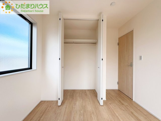 洋室A　収納
