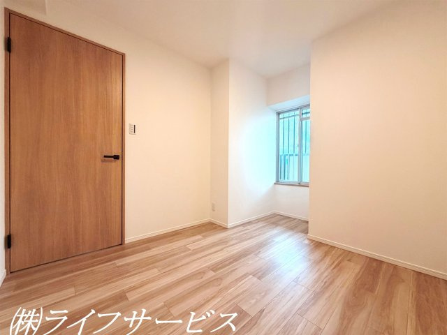 洋室4.8帖/クローゼット有