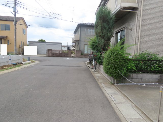 前面道路含む現地写真