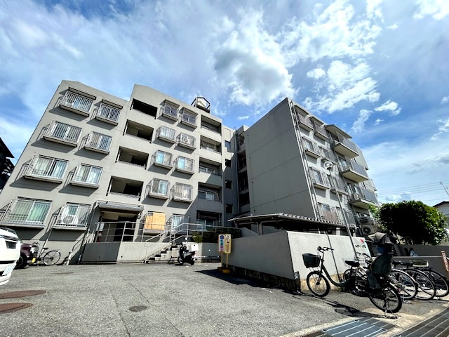 外観：327002101755