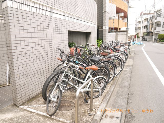 敷地内に居住者専用の駐輪スペースがあります！
