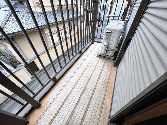 屋根付きバルコニーで、急な雨も安心です♪