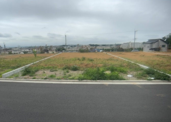 土地探しをしていると都市計画区域という言葉を目にすると思います。法律によって、都道府県知事や国土交通大臣が指定するエリアのことを指しており、都市計画区域は市街化区域と市街化調整区域に分けられています。