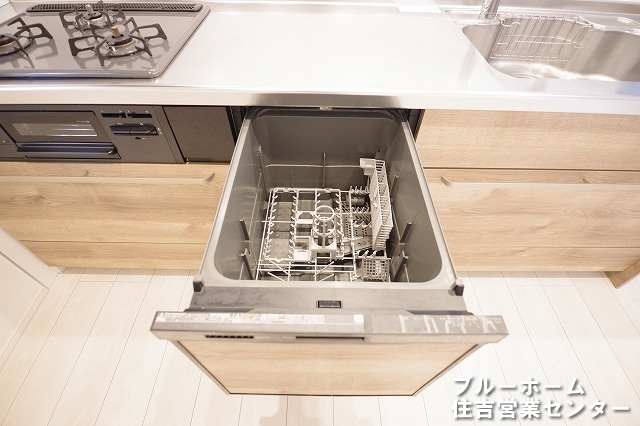 洗い物が楽々な食洗器付き！