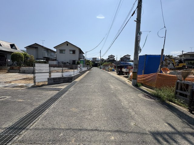 現地写真。前面道路です。