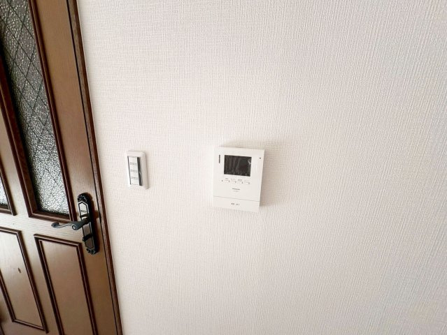 インターフォン交換済みです♪