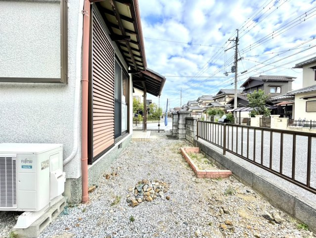 日夏ニュータウン内の閑静な住宅街です♪