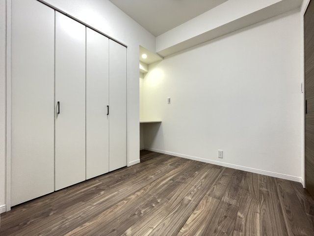 シンプルな洋室は、幅広い用途でお使いいただけます。　