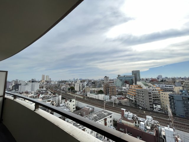 高層階のお部屋で眺望も良好です♪