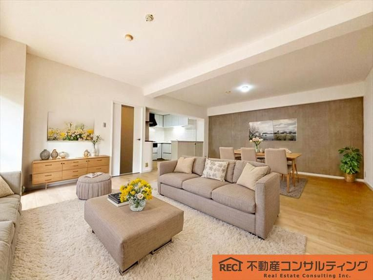 外観：328000680052