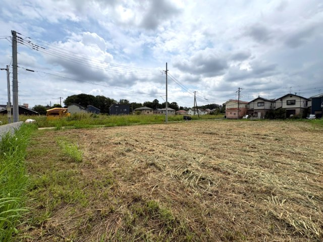 ■?区画　■お好きなハウスメーカーで建築可能です！　■土地面積約90坪！　■前面道路幅員約6ｍで広々！